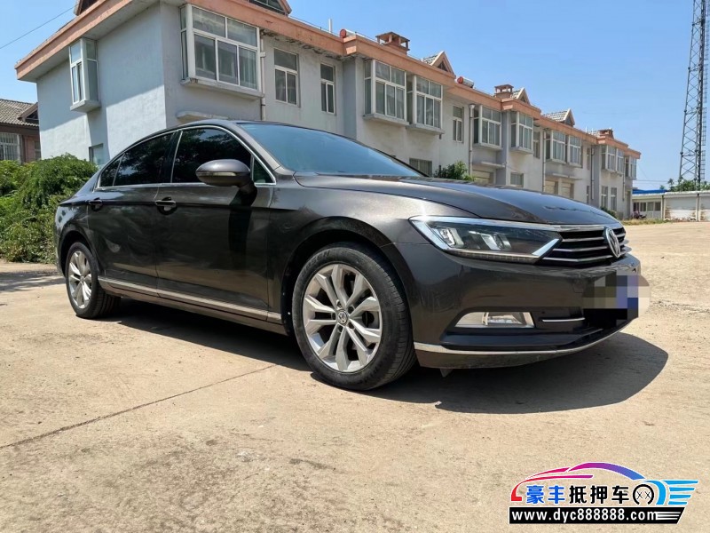 17年大众迈腾轿车抵押车出售