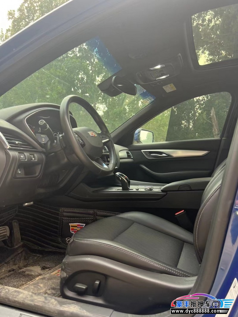 21年凯迪拉克CT5轿车抵押车出售