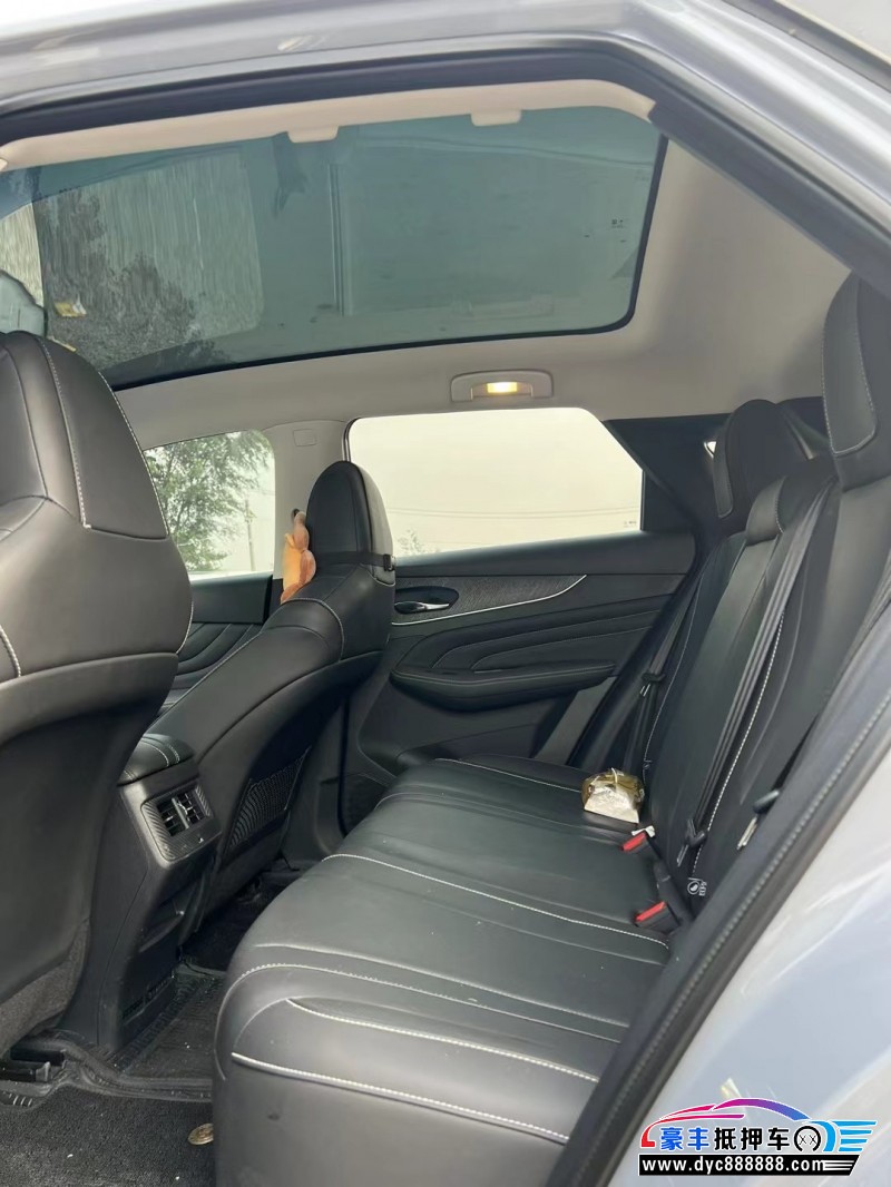 22年启辰大V轿车抵押车出售