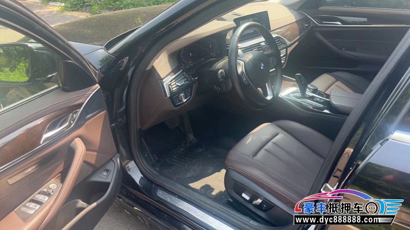 20年宝马5系轿车抵押车出售