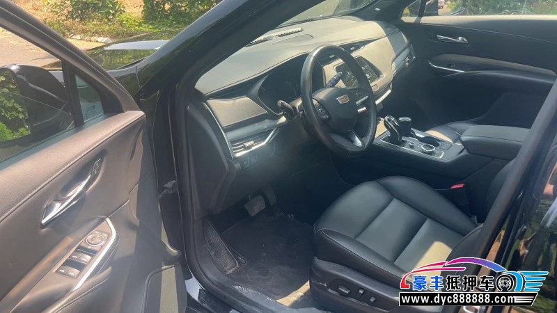 20年凯迪拉克XT4轿车抵押车出售