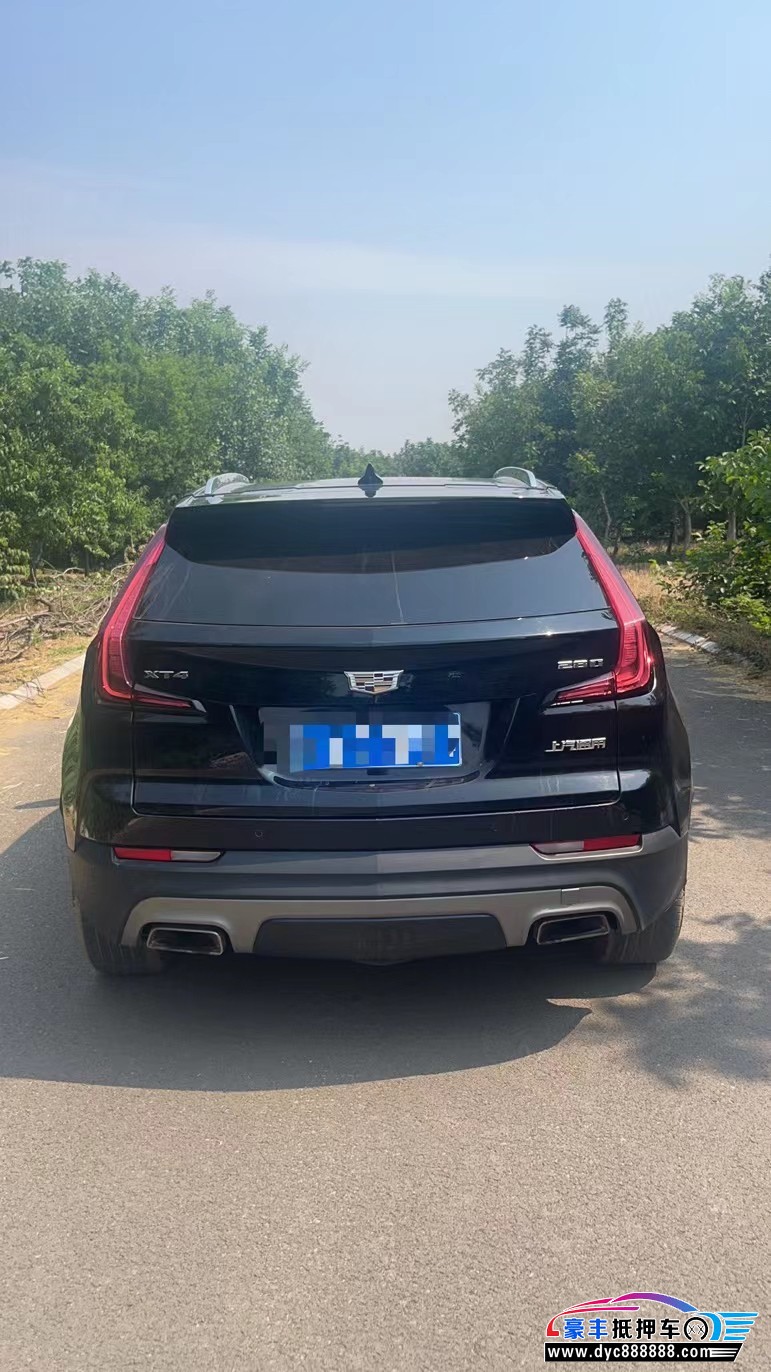 20年凯迪拉克XT4轿车抵押车出售