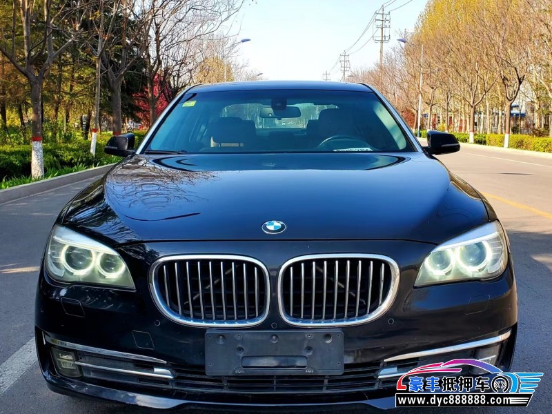 15年宝马7系轿车抵押车出售