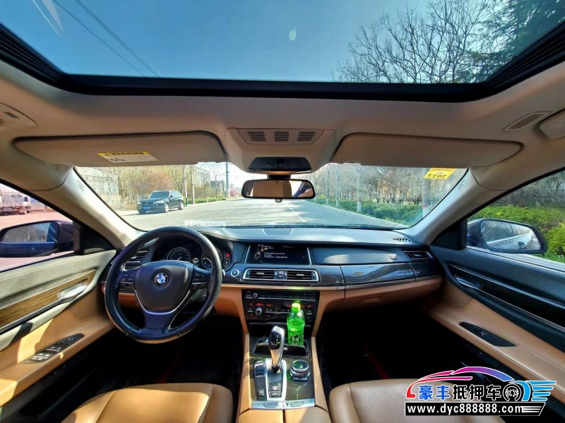 15年宝马7系轿车抵押车出售