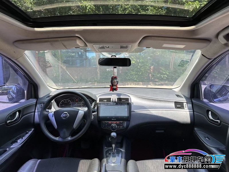 12年日产骐达轿车抵押车出售