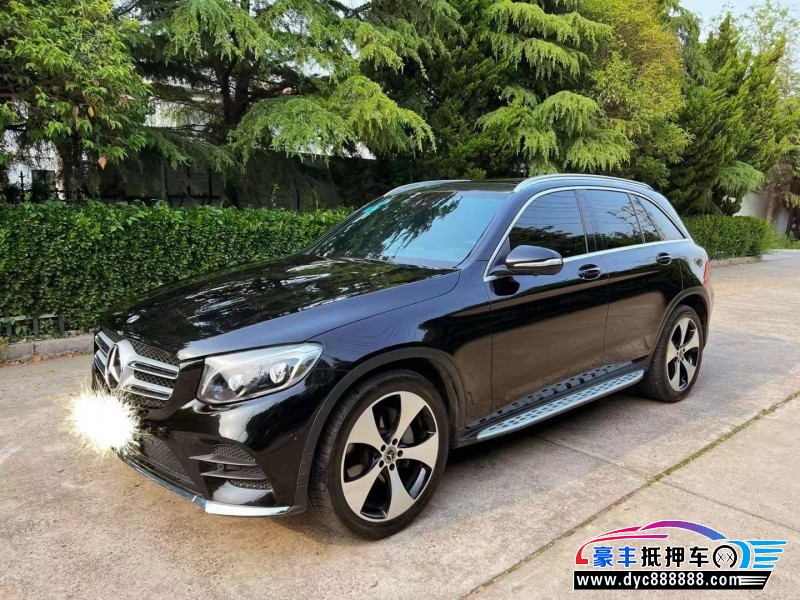 18年奔驰GLC轿车抵押车出售