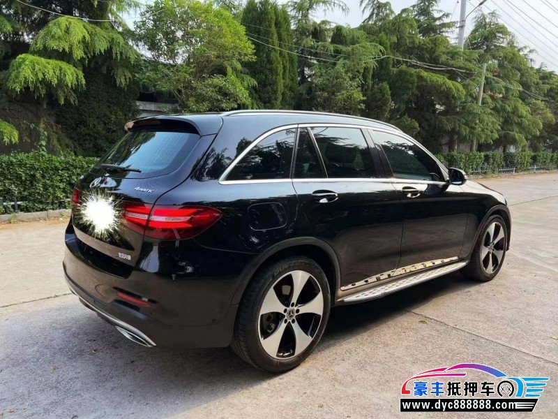 18年奔驰GLC轿车抵押车出售