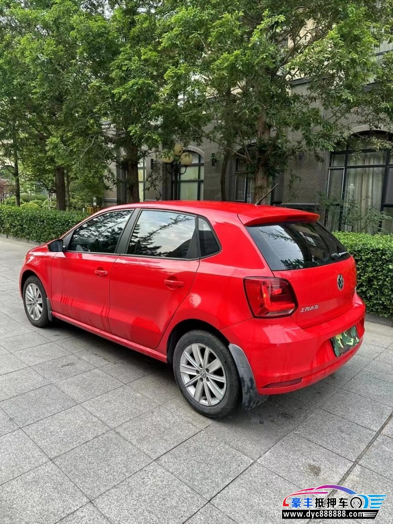 15年大众polo轿车抵押车出售