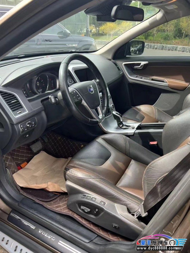 16年沃尔沃XC60轿车抵押车出售