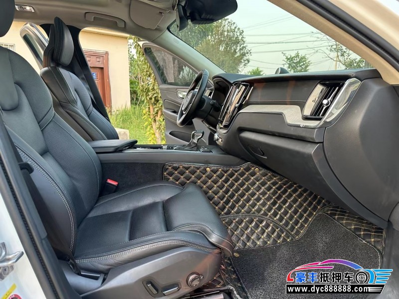 18年沃尔沃XC60轿车抵押车出售