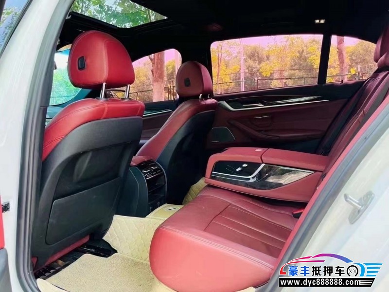 18年宝马5系轿车抵押车出售