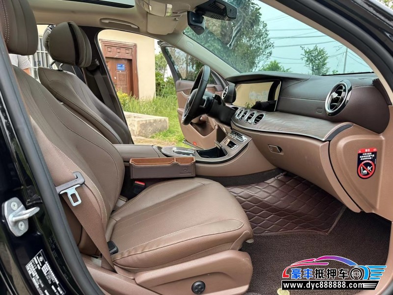 20年奔驰E轿车抵押车出售