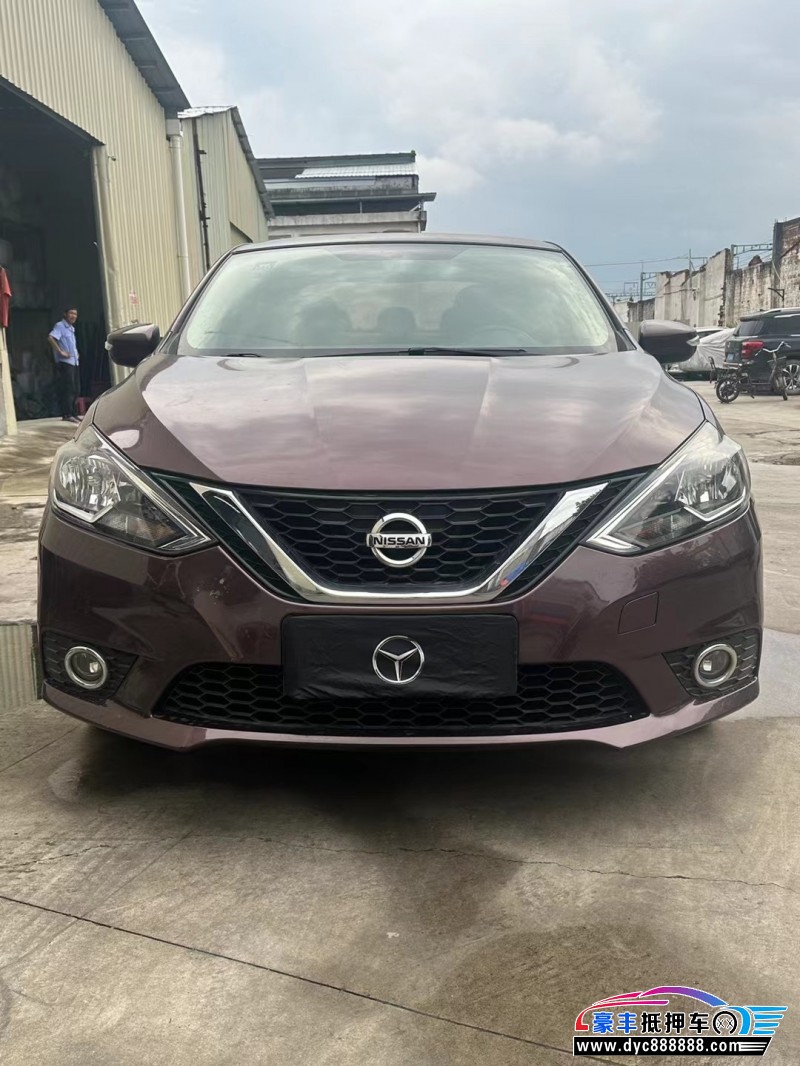 17年日产轩逸轿车抵押车出售