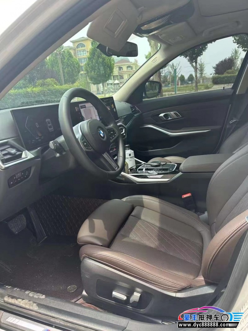 23年宝马3系轿车抵押车出售