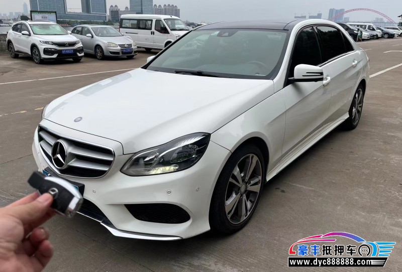 14年奔驰E轿车抵押车出售