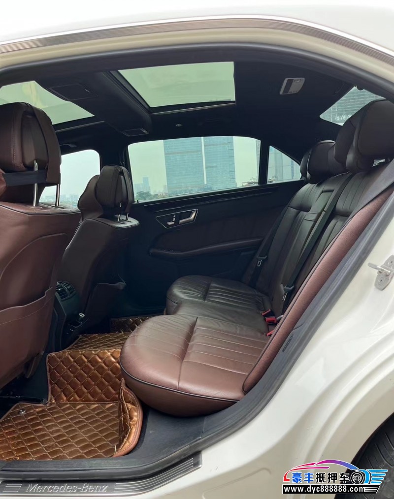 14年奔驰E轿车抵押车出售