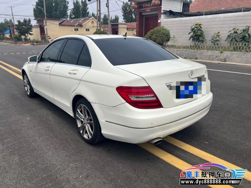 12年奔驰C轿车抵押车出售