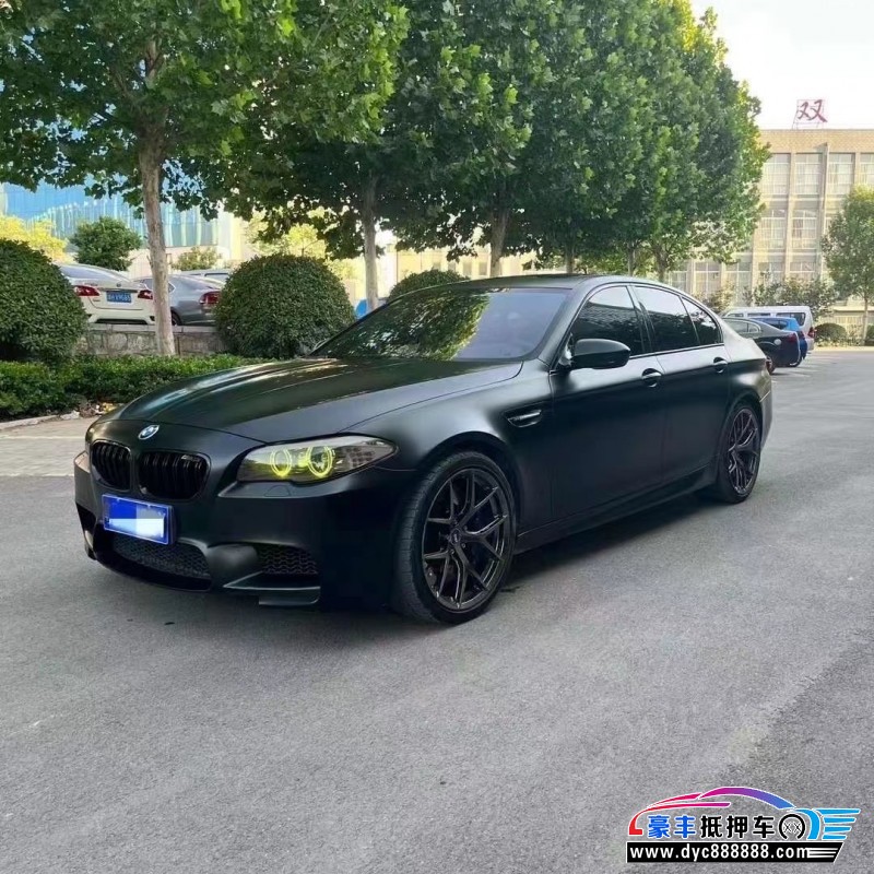 13年宝马M5轿车抵押车出售