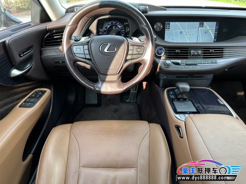 19年雷克萨斯LS轿车抵押车出售