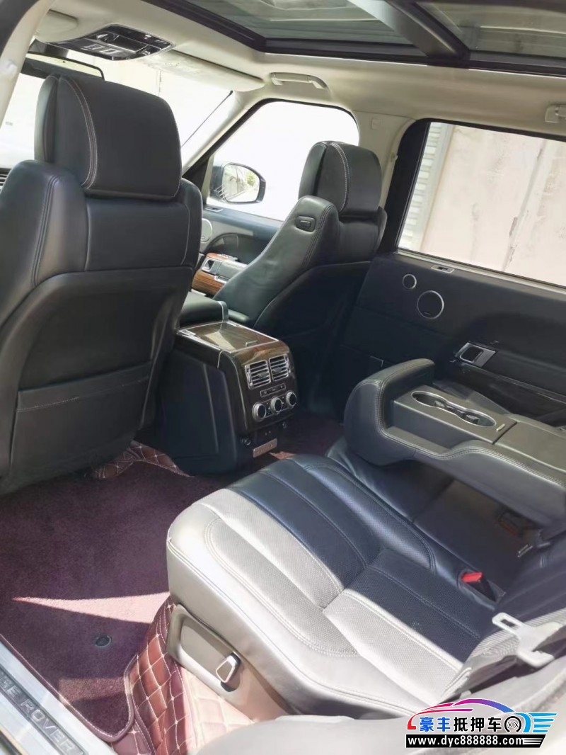 15年路虎揽胜行政轿车抵押车出售