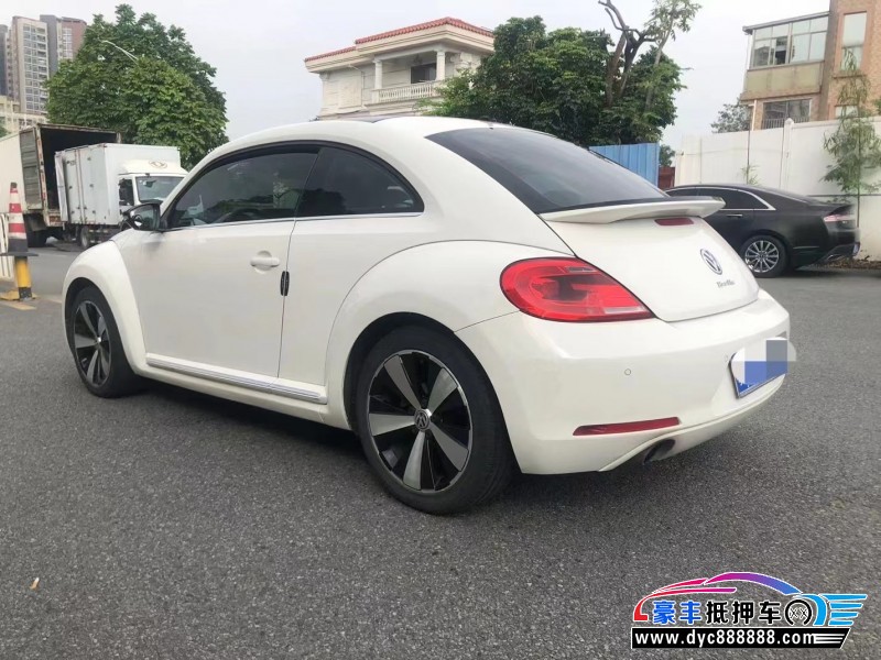 14年大众甲壳虫轿车抵押车出售