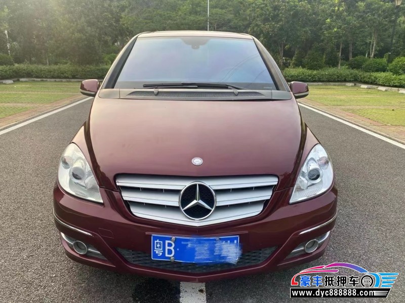 12年奔驰B轿车抵押车出售