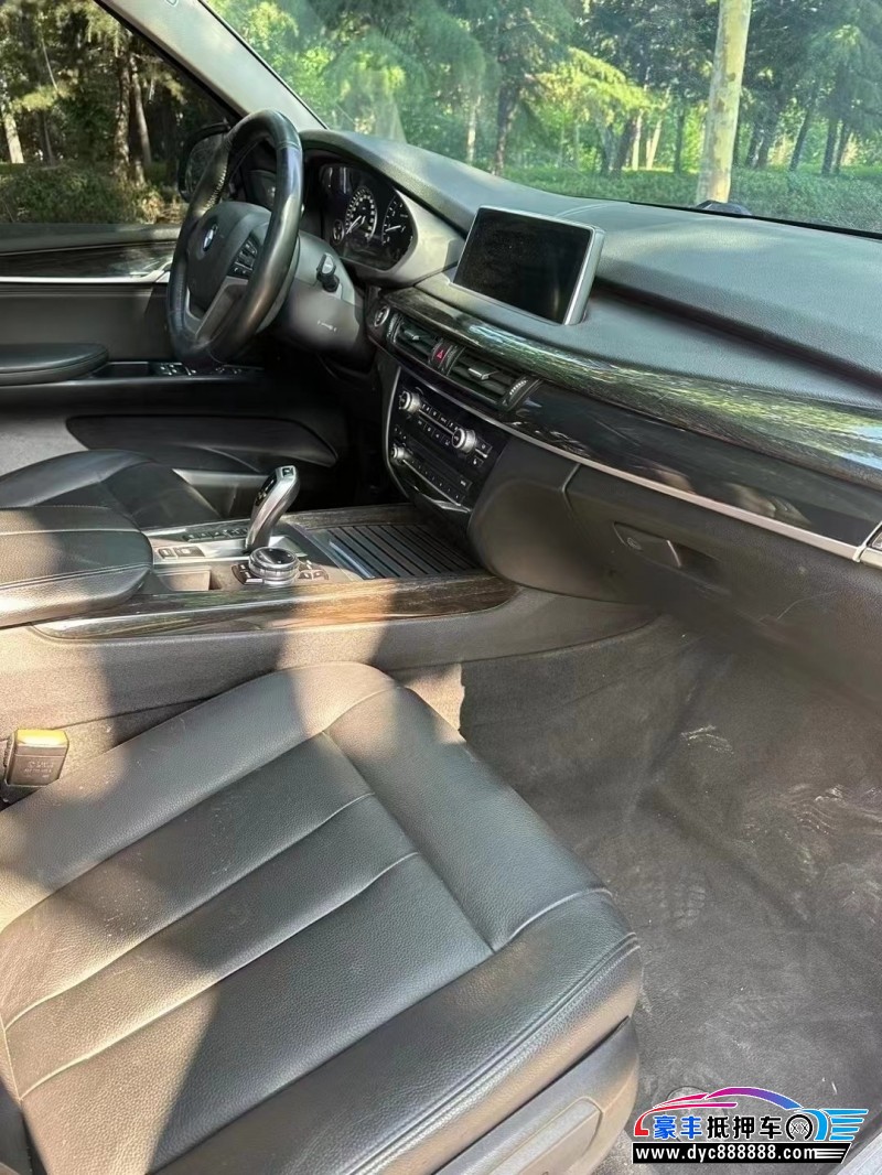 14年宝马X5轿车抵押车出售