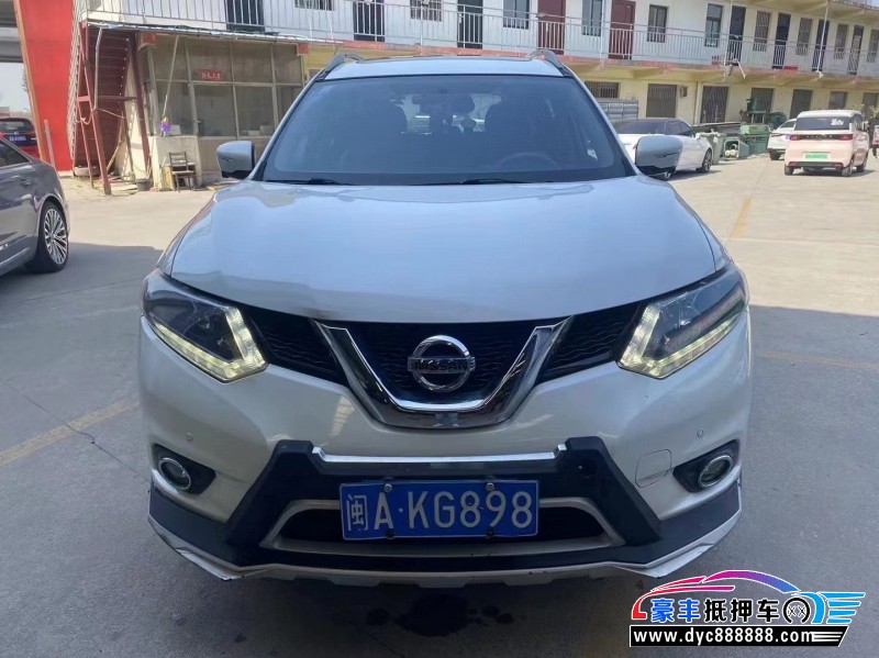 16年日产奇骏轿车抵押车出售