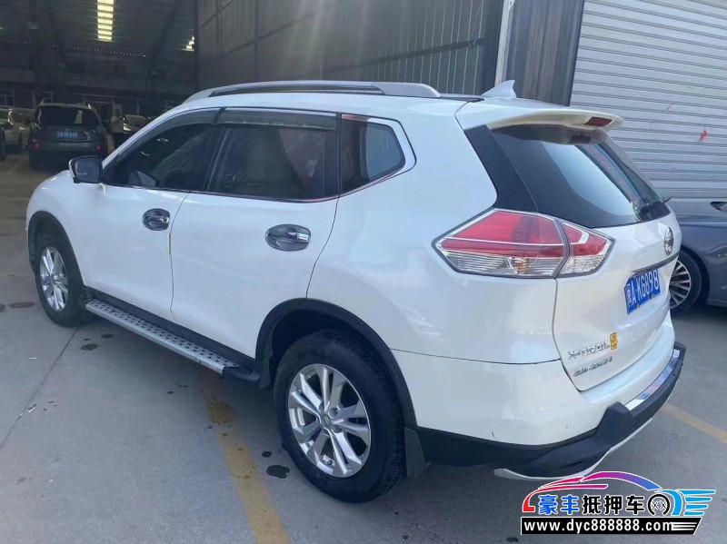 16年日产奇骏轿车抵押车出售