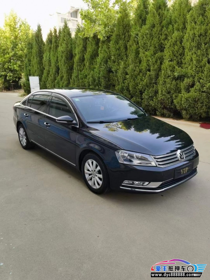 16年大众迈腾轿车抵押车出售