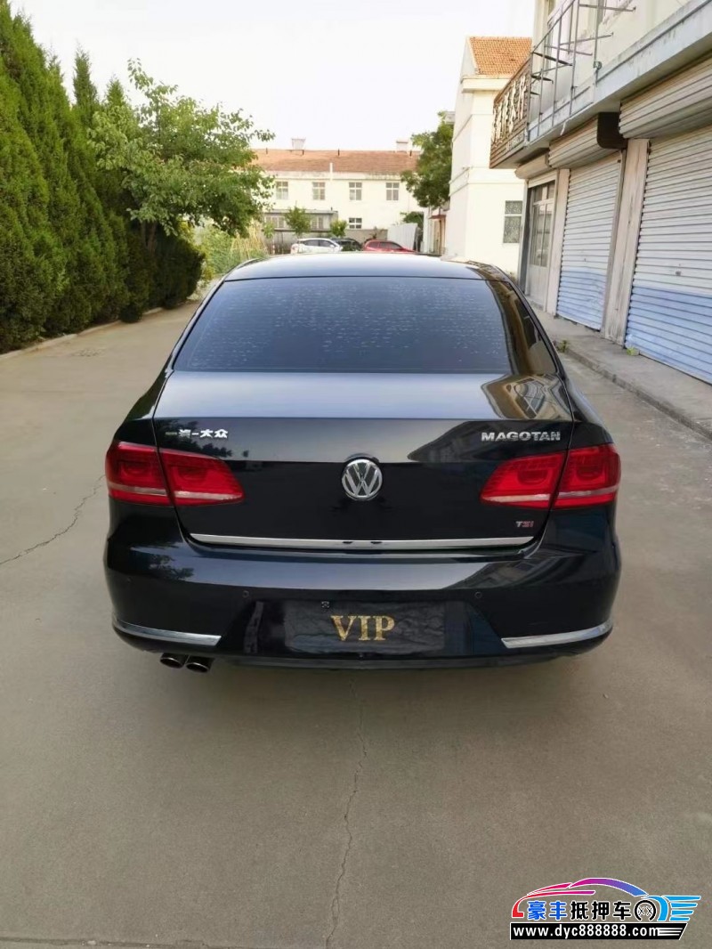 16年大众迈腾轿车抵押车出售