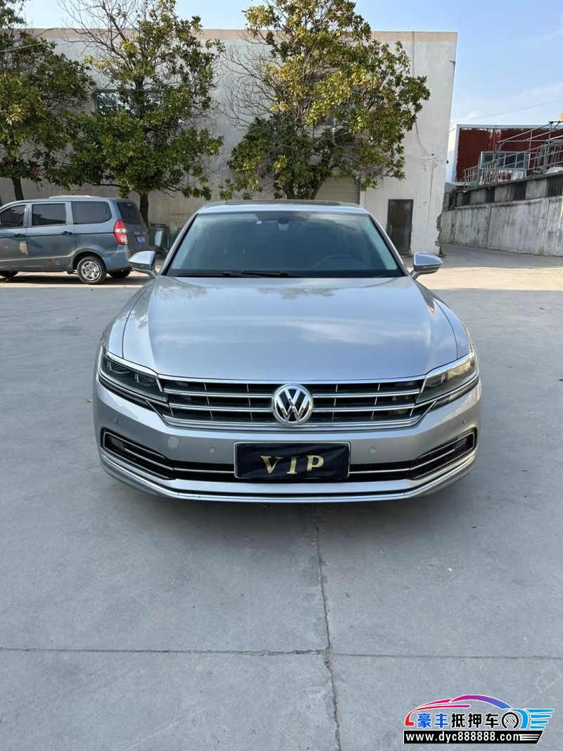 18年大众辉昂轿车抵押车出售