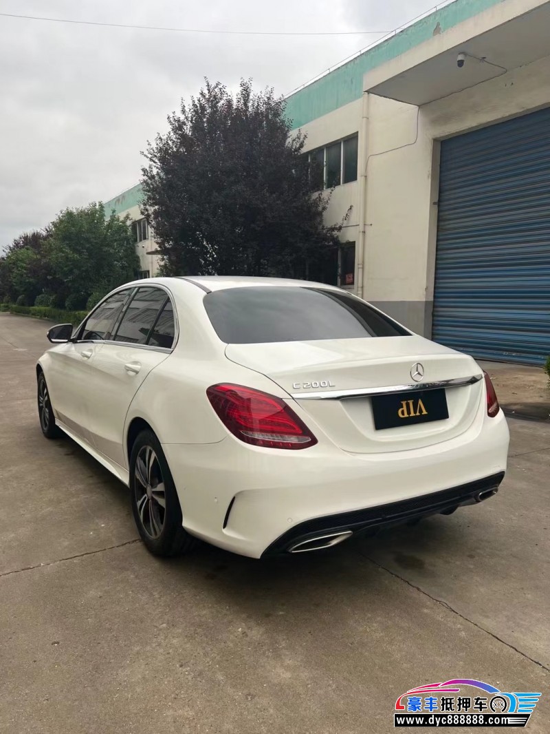 17年奔驰C轿车抵押车出售