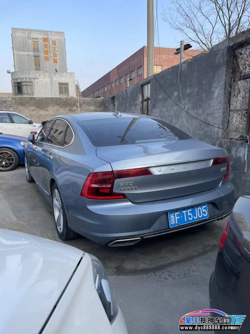 19年沃尔沃S90SUV抵押车出售