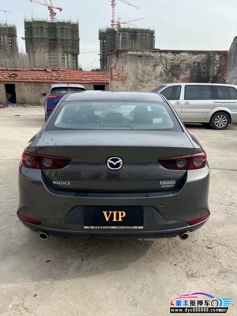 20年马自达昂克赛拉轿车抵押车出售