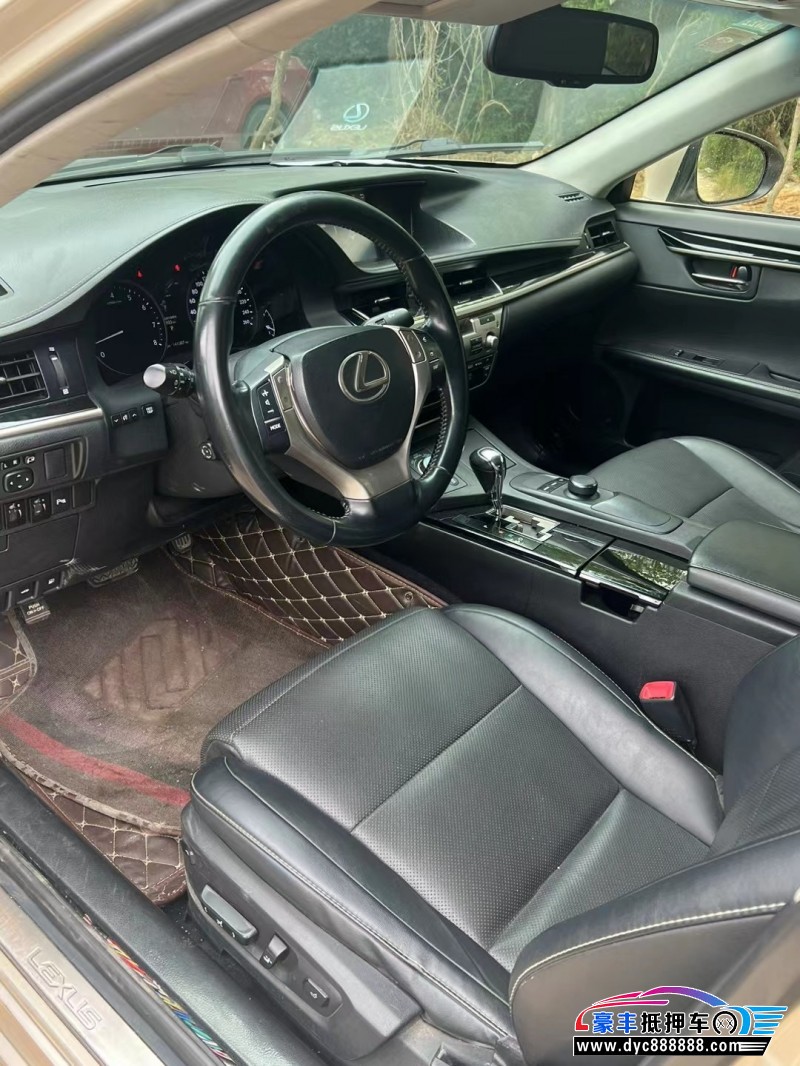 14年雷克萨斯ES轿车抵押车出售