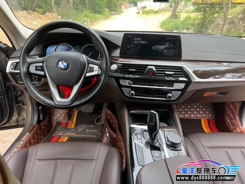 18年宝马5系轿车抵押车出售