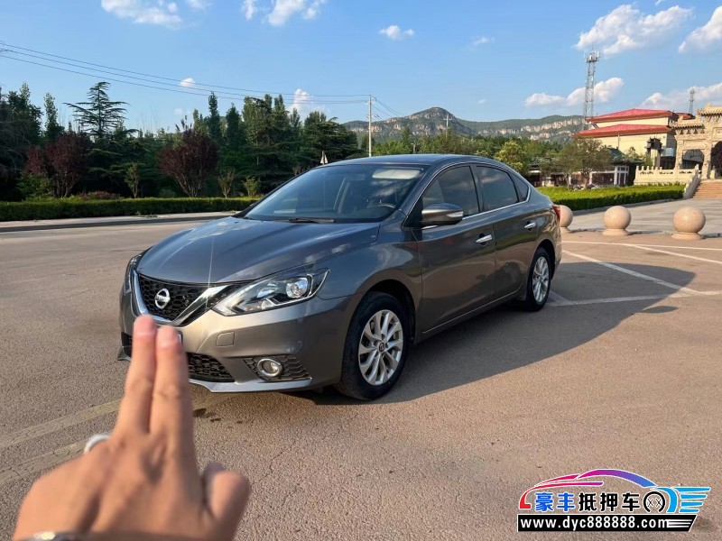 16年日产轩逸轿车抵押车出售