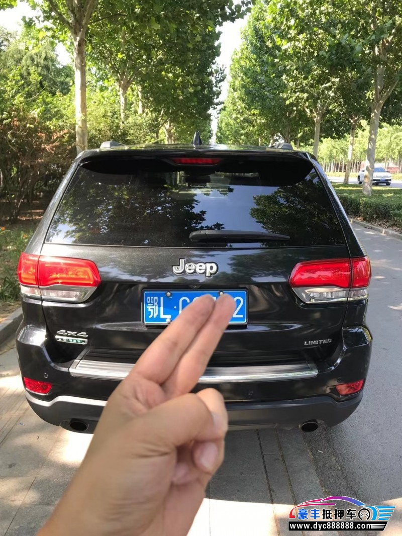 17年Jeep大切诺基SUV抵押车出售