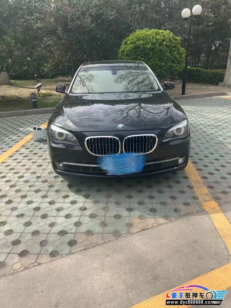 13年宝马7系轿车抵押车出售