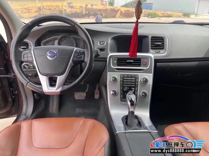 16年沃尔沃S60L轿车抵押车出售