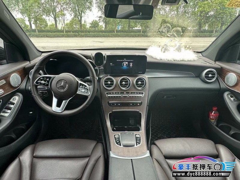 21年奔驰GLCSUV抵押车出售