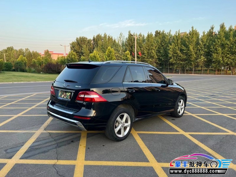 14年奔驰ML轿车抵押车出售