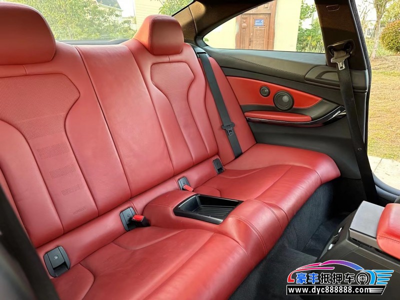 16年宝马M4轿车抵押车出售