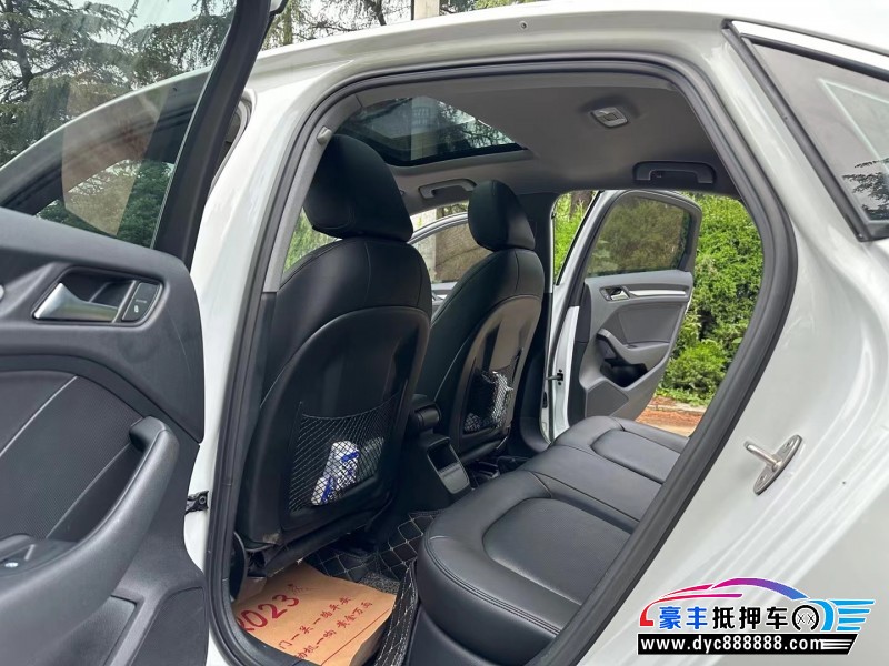 20年奥迪A3轿车抵押车出售