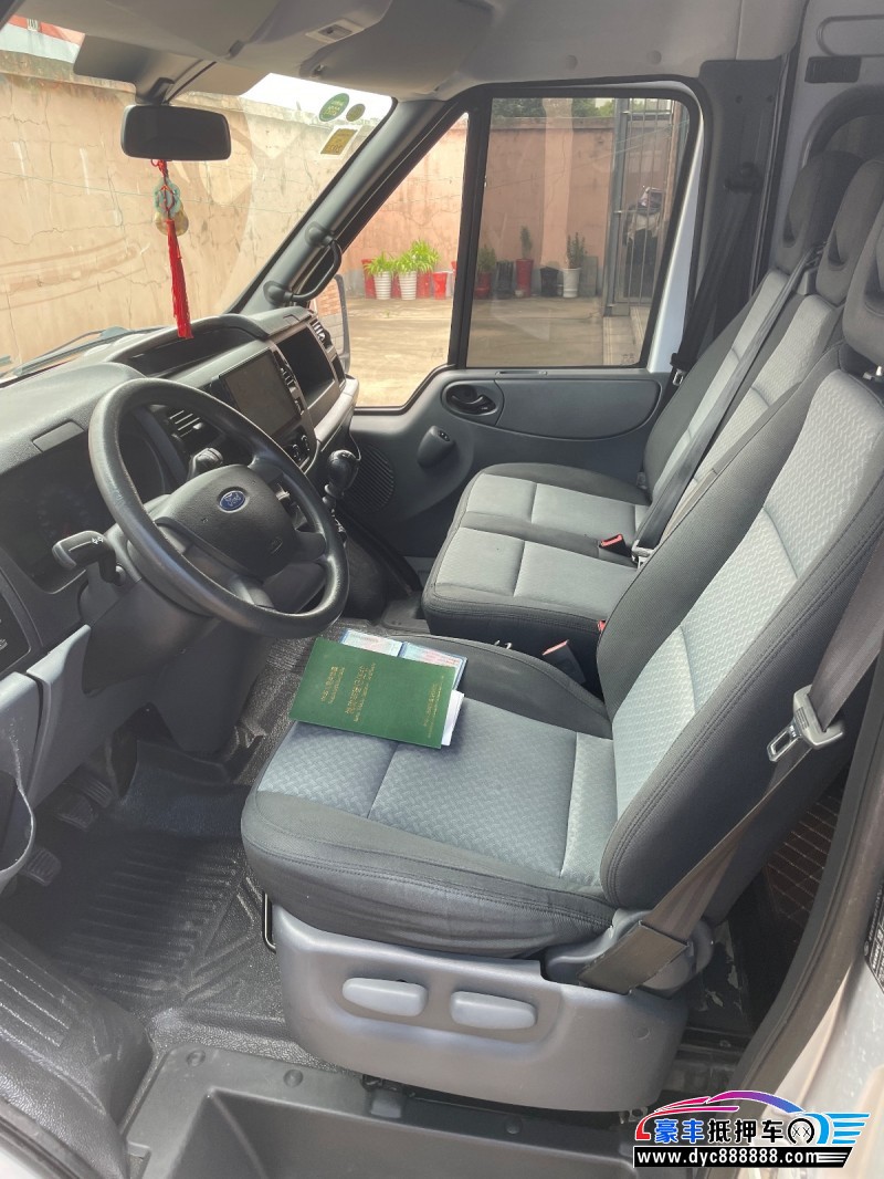 19年福特新世代全顺轻客抵押车出售