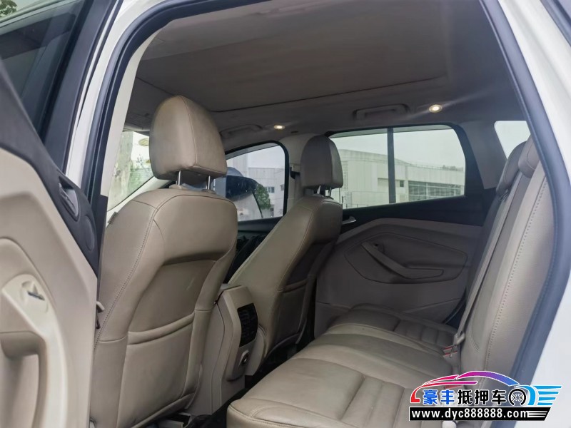 14年福特翼虎轿车抵押车出售