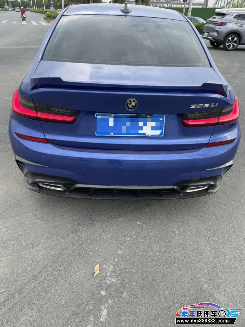 20年宝马3系轿车抵押车出售