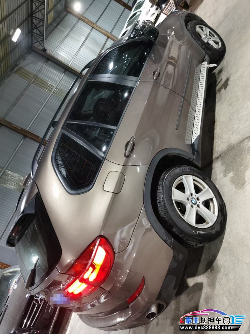 13年宝马X5轿车抵押车出售