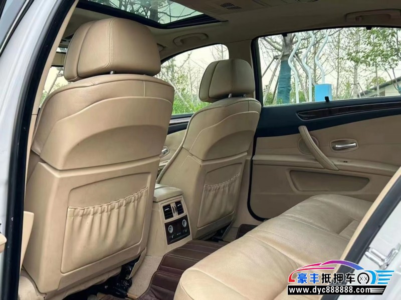 09年宝马5系轿车抵押车出售